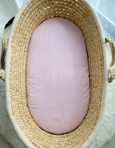 prześcieradło do kosza mojżesza