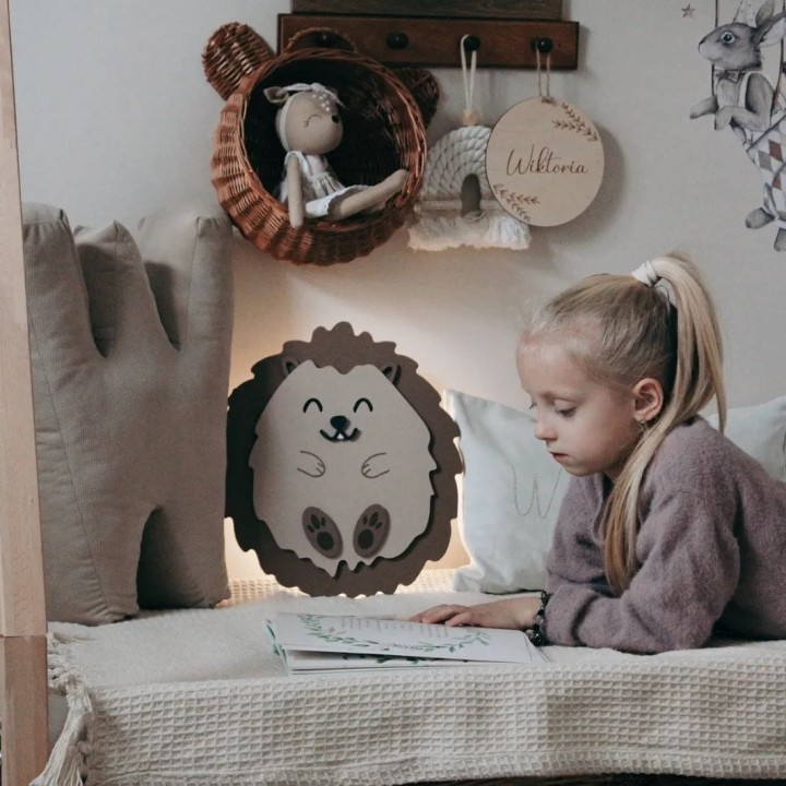 lampka-z-drewna-jeż