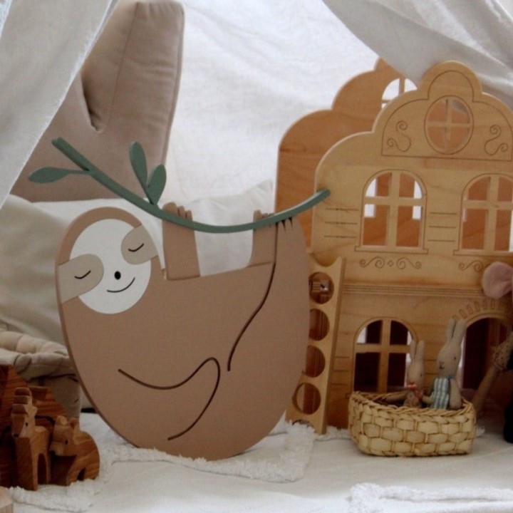 lampka-z-drewna-leniwiec