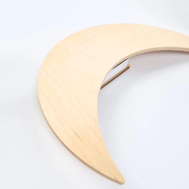 lampka-nocna-drewniana-księżyc