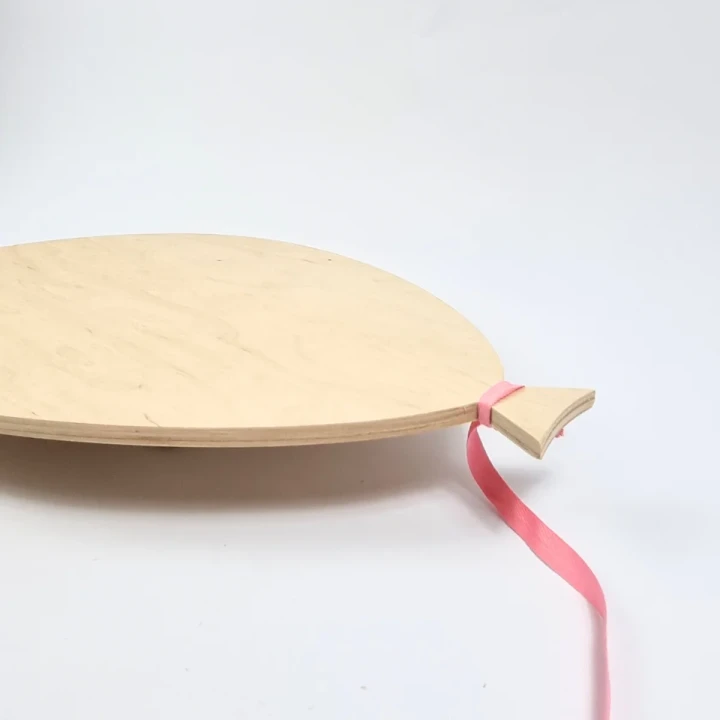 lampka nocna drewniana