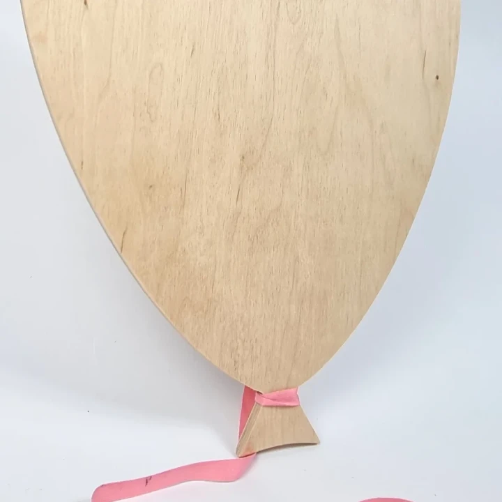 lampka nocna drewniana