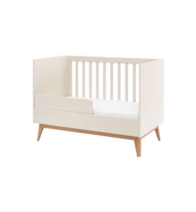 bezpieczne łóżeczko dziecięce Seth z możliwością zdjęcia boku i barierką ochronną