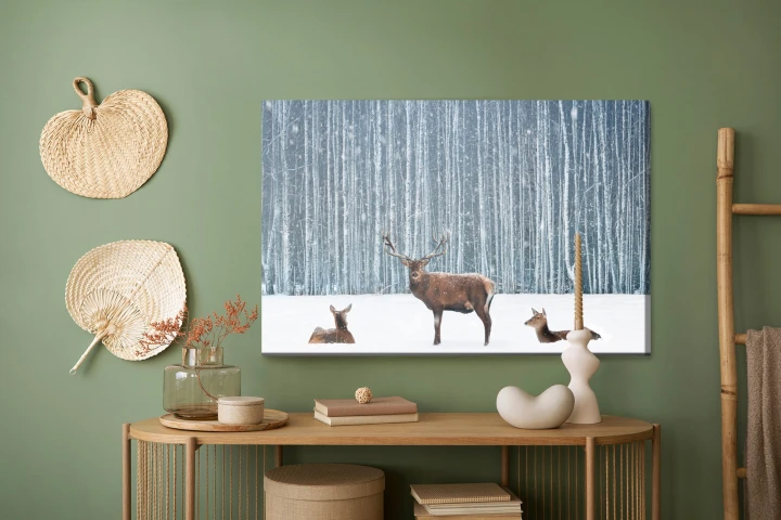 Obraz Na Płótnie Jeleń I Łanie W Zimowym Lesie