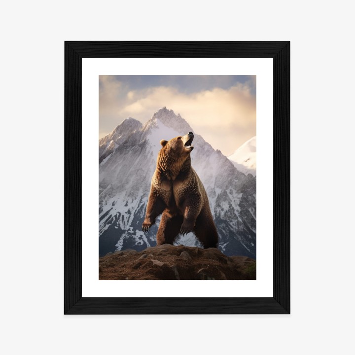 Plakat Niedźwiedź Grizzly Na Śnieżnym Paśmie Górskim