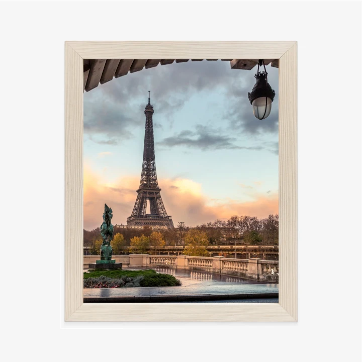 Plakat Widok Na Wieżę Eiffla Z Mostu Bir Hakeim