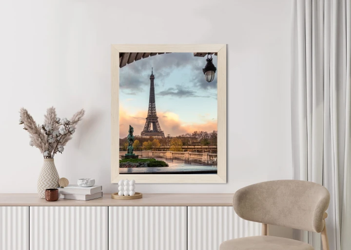 Plakat Widok Na Wieżę Eiffla Z Mostu Bir Hakeim