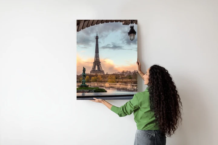 Plakat Widok Na Wieżę Eiffla Z Mostu Bir Hakeim