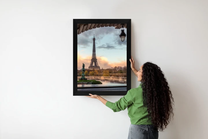 Plakat Widok Na Wieżę Eiffla Z Mostu Bir Hakeim