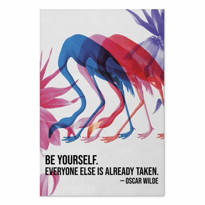 Plakat - Kolorowa repetycja - trzy sylwetki flamingów i inspirującym cytatem