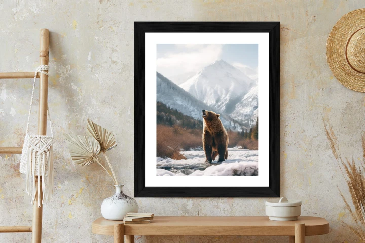 Plakat Niedźwiedź Grizzly Przed Śnieżnym Pasmem Górskim