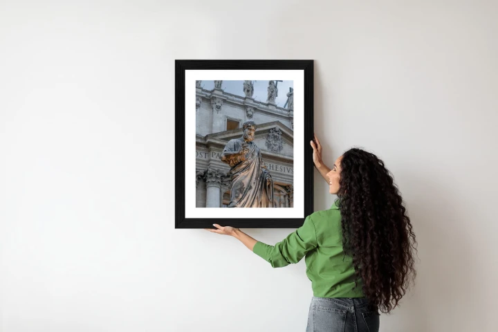 Plakat Posąg Przy Bazylice Św. Piotra W Watykanie