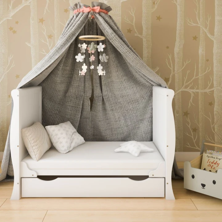 Tapczanik dla dziecka z szufladą powstały z łóżeczka dziecięcego 120x60