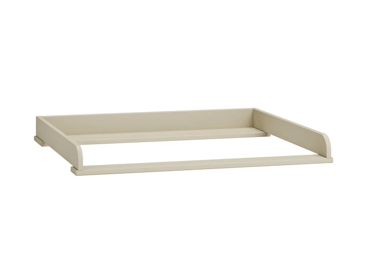 Szampański przewijak na komodę Miloo w pokoju niemowlęcia