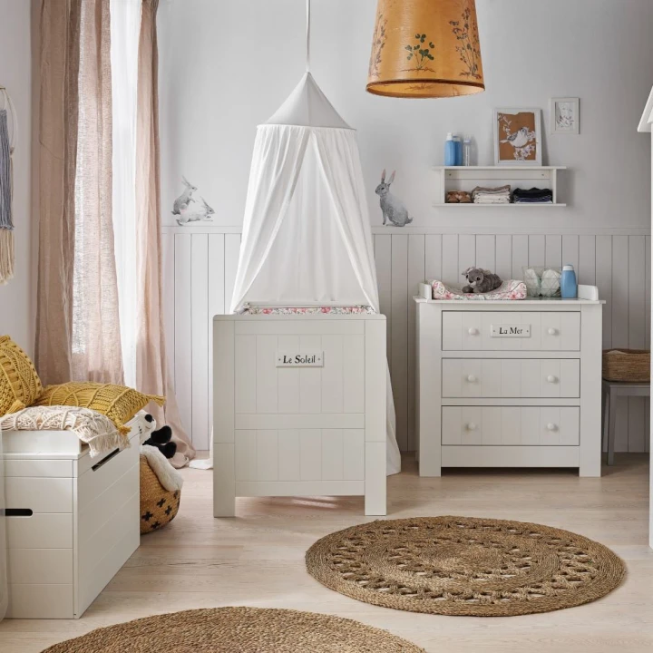Aranżacja pokoju dziecka z komodą z przewijakiem Marsylia