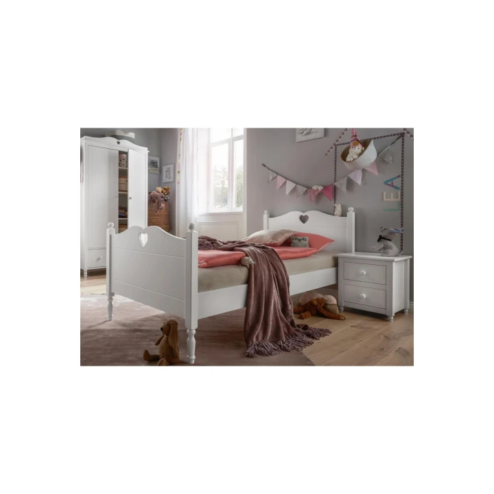 Projekt pokoju dla dziewczynki z białymi meblami Bella