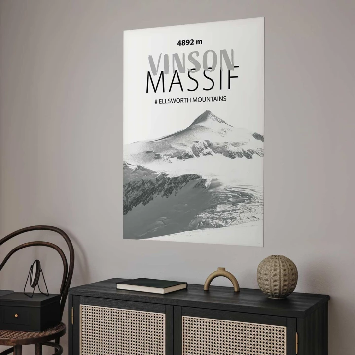 Plakat - majestatyczny szczyt górski Vinson Massif korona gór pejzaż górski