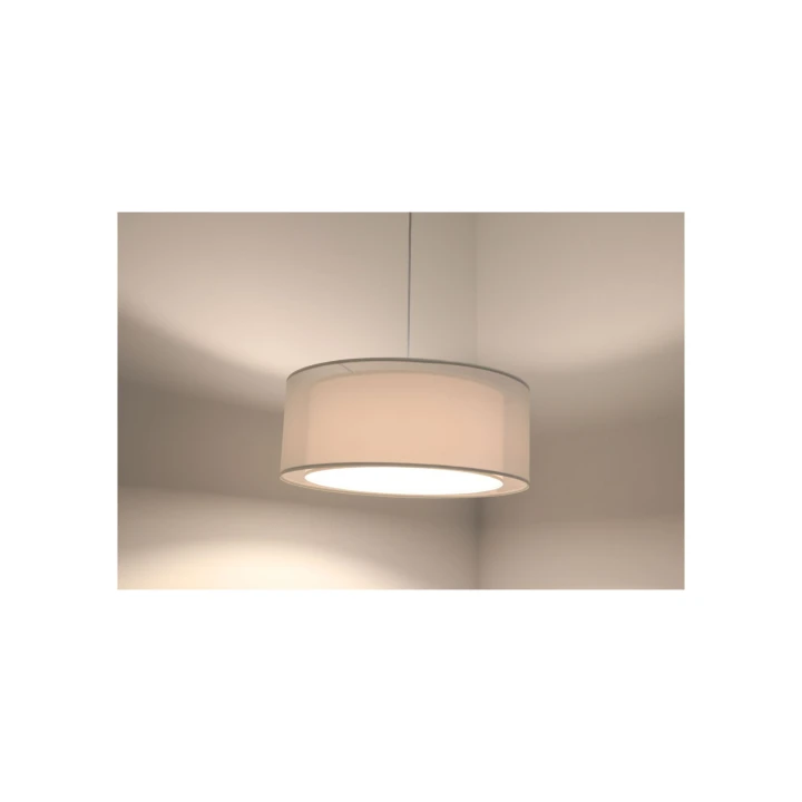 lampa kremowa w pokoju młodzieżowym