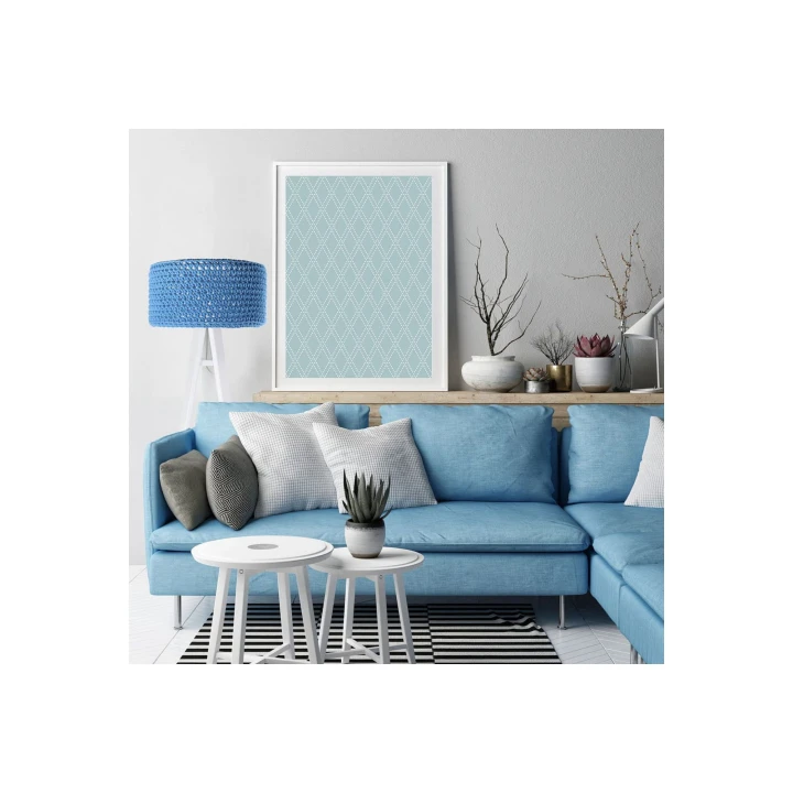 niebieska lampa podłogowa Splot w pokoju