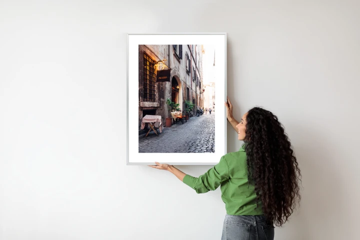 Plakat Klimatyczna Uliczka W Rzymie Z Kawiarnią