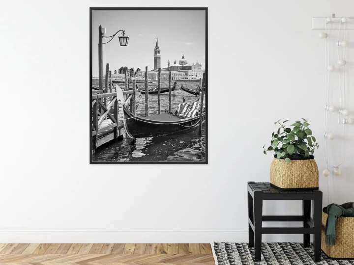 Plakat Gondola W Czarno Białej Wenecji
