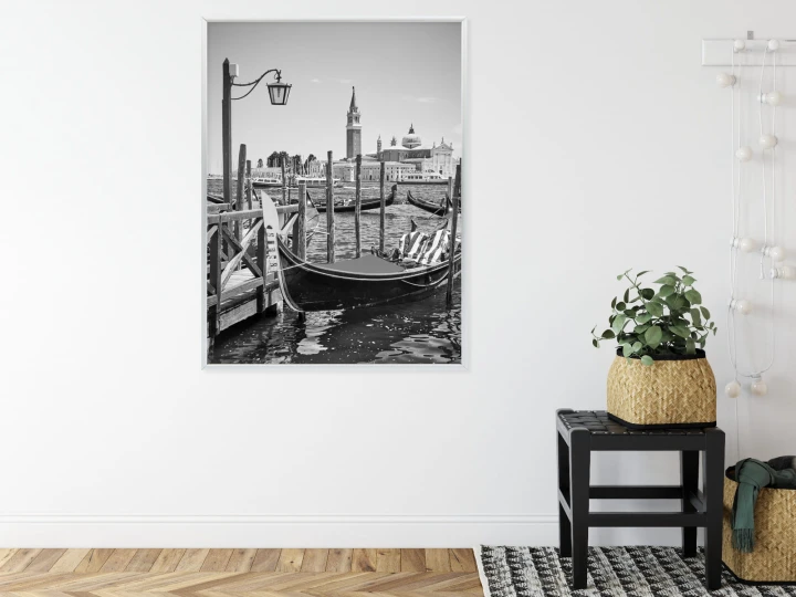 Plakat Gondola W Czarno Białej Wenecji