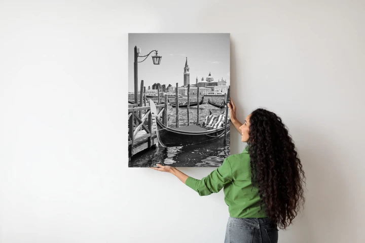 Plakat Gondola W Czarno Białej Wenecji