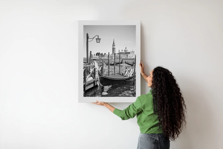 Plakat Gondola W Czarno Białej Wenecji