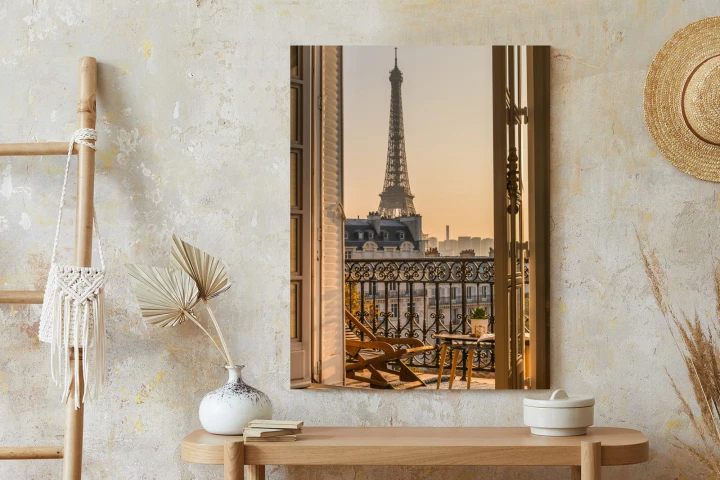 Plakat Widok Z Okna Na Paryską Wieżę Eiffla O Zachodzie Słońca