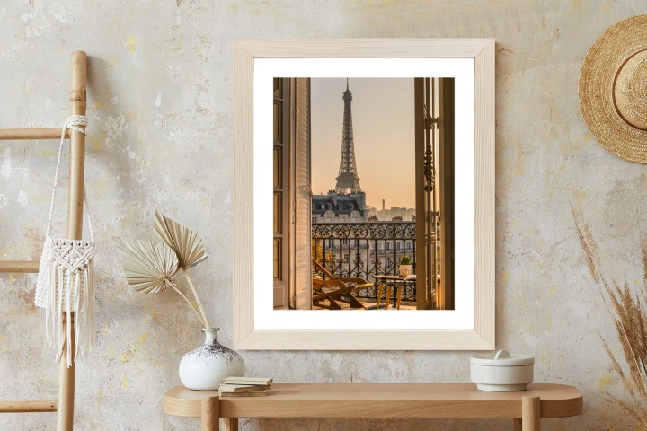 Plakat Widok Z Okna Na Paryską Wieżę Eiffla O Zachodzie Słońca