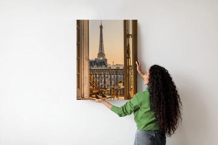 Plakat Widok Z Okna Na Paryską Wieżę Eiffla O Zachodzie Słońca