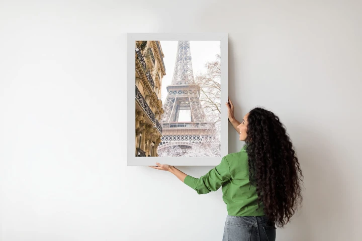 Plakat Wieża Eiffla W Paryżu Zimą