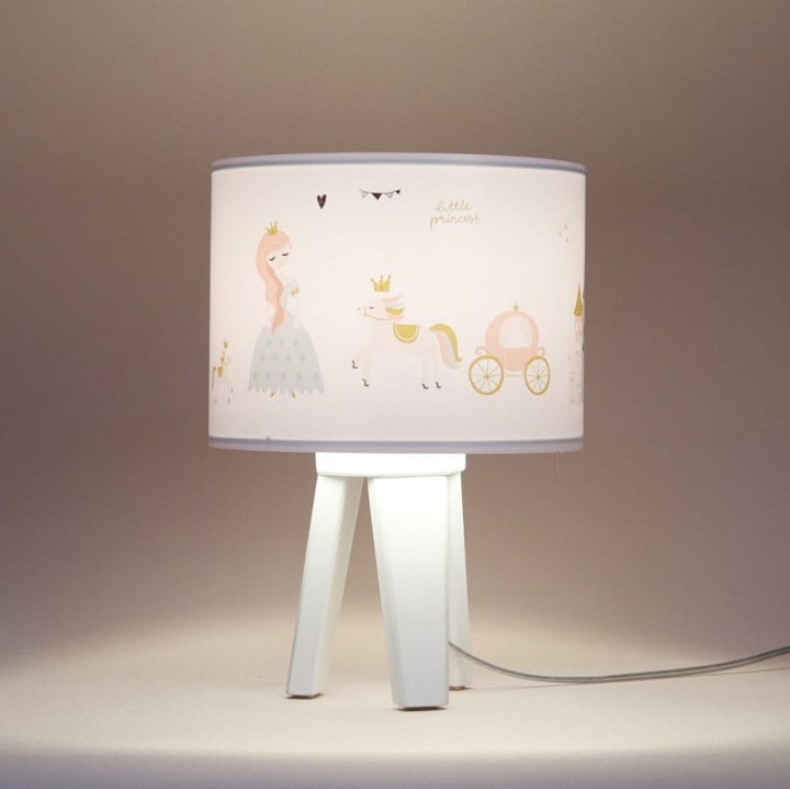 lampka nocna do pokoju dziewczynki