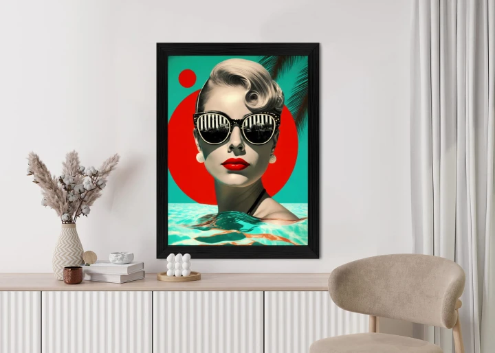 Plakat Kobieta Z Czerwonymi Ustami W Modnych Okularach Przeciwsłonecznych