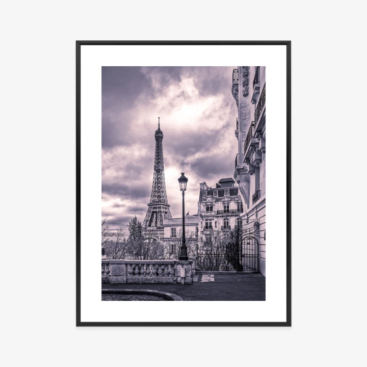 Plakat Paryż Wieża Eiffla W Pochmurny Dzień