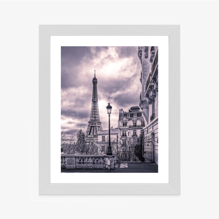 Plakat Paryż Wieża Eiffla W Pochmurny Dzień