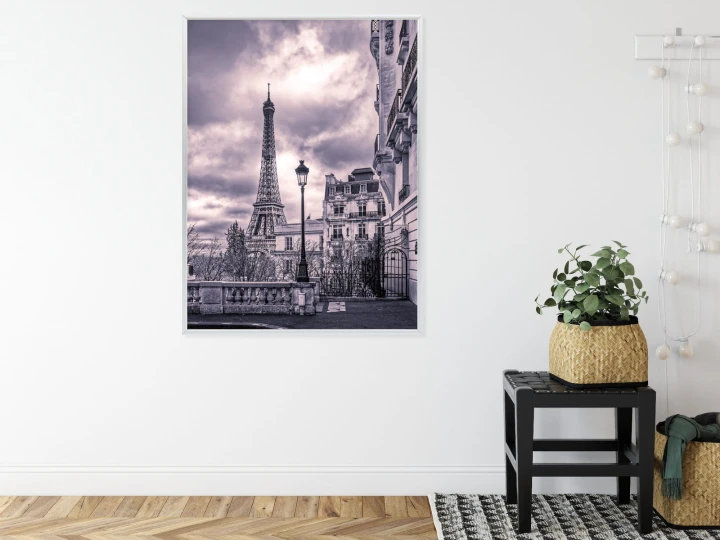 Plakat Paryż Wieża Eiffla W Pochmurny Dzień