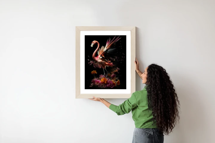 Plakat Flaming Z Kwiatami Na Surrealistycznej Ilustracji