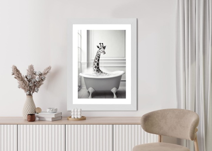 Plakat Surrealistyczna Ilustracja Z Żyrafą W Wannie