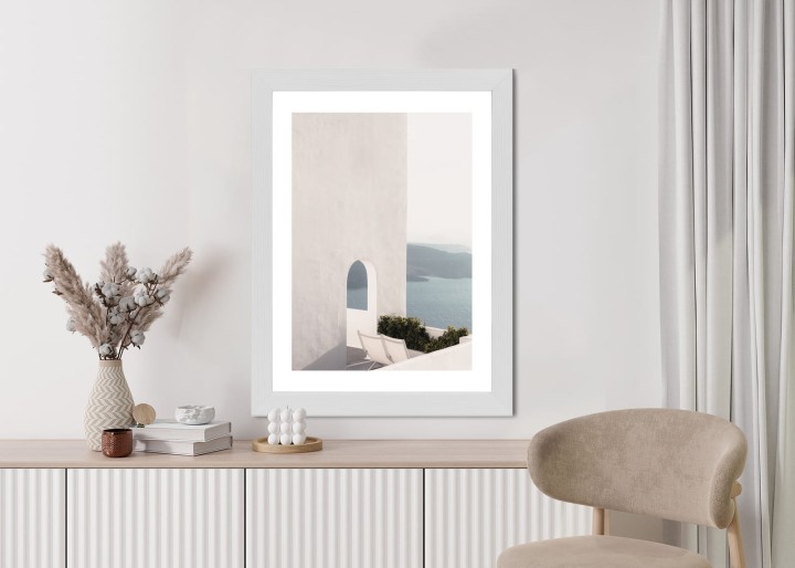 Plakat Biała Architektura Na Santorini Z Widokiem Na Morze