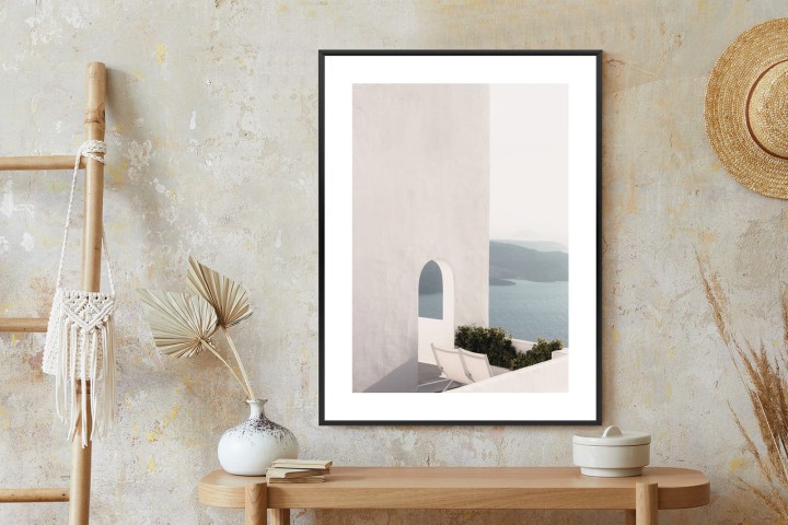 Plakat Biała Architektura Na Santorini Z Widokiem Na Morze