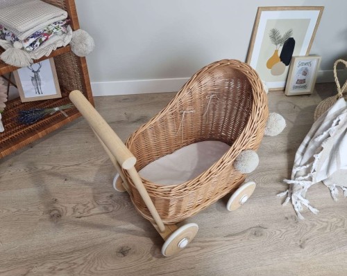 wiklinowy wózek dla lalek