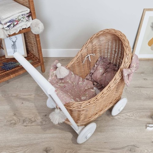 wózek wiklinowy dla lalek