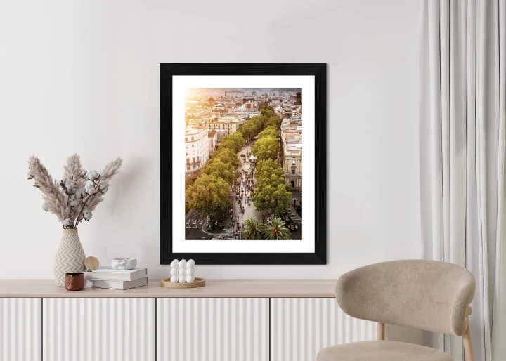 Plakat Widok Na La Rambla W Barcelonie O Zachodzie Słońca