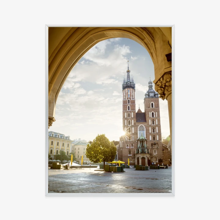 Plakat Widok Z Sukiennic Na Kościół Mariacki W Krakowie