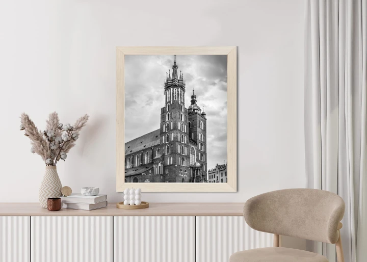 Plakat Czarno-Biała Fotografia Kościoła Mariackiego W Krakowie