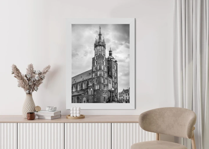 Plakat Czarno-Biała Fotografia Kościoła Mariackiego W Krakowie