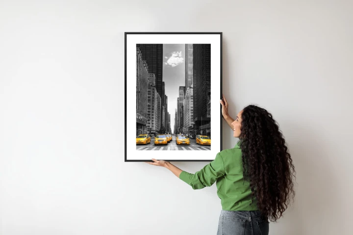 Plakat Czarno Biała Ulica Nowego Jorku Z Żółtymi Taksówkami