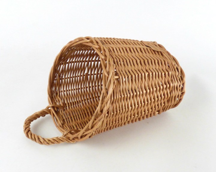 koszyczek na ścianę