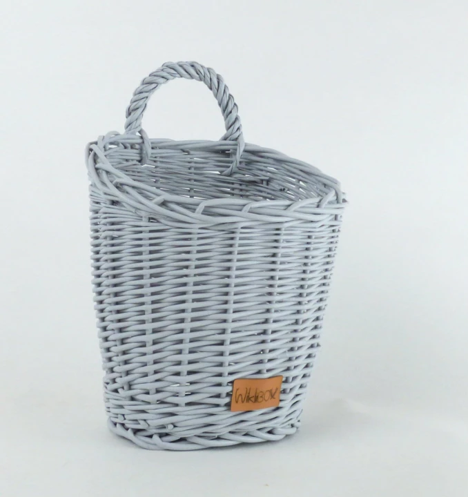 koszyczek na ścianę